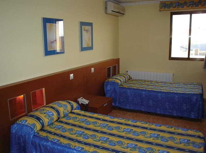 Hotel Rioja Benisanó Habitación foto