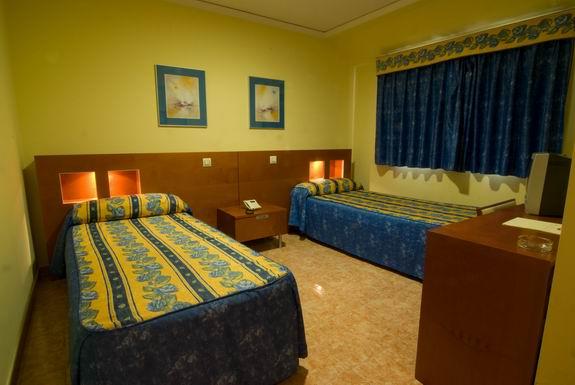 Hotel Rioja Benisanó Habitación foto